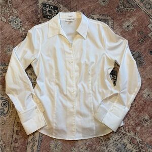 Women’s Classic White Dress Shirt,